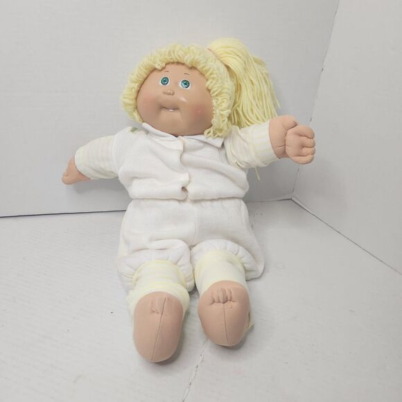 Vintage Cabbage Patch Kids Girl Doll 1978 1983 114 Blonde Hair Green Eyes Tooth - Picture 1 of 16